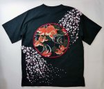 画像1: 花旅楽団  桜金魚 刺繍 Tシャツ (1)