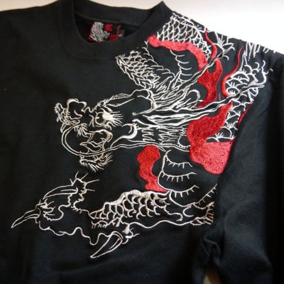画像1: 龍桜　龍 刺繍 Tシャツ