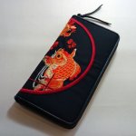 画像1: 花旅楽団　金魚刺繍 ナイロン長財布 (1)