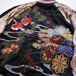 画像3:  花旅楽団 [ 花車と金魚 ] 刺繍 リバーシブルスカジャン SSJ-517 (3)
