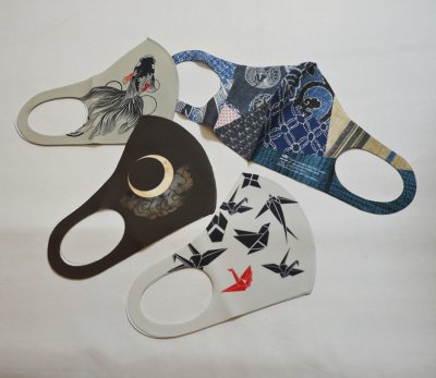 画像1:  喜人 -kijin- 和デザイン 洗って使えるウレタンマスク 2枚セット (折り鶴柄プリント）