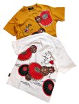 画像1: 今昔 ( KON-JAKU )   [ 琵琶狐と笛狐 ]  プリント 刺繍 Tシャツ　KJ-22001 (1)