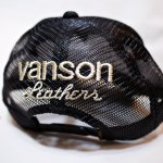 画像2: vanson  ツイル  X-REY 刺繍  メッシュ キャップ NVCP-2204 ブラック／ホワイト刺繍 (2)