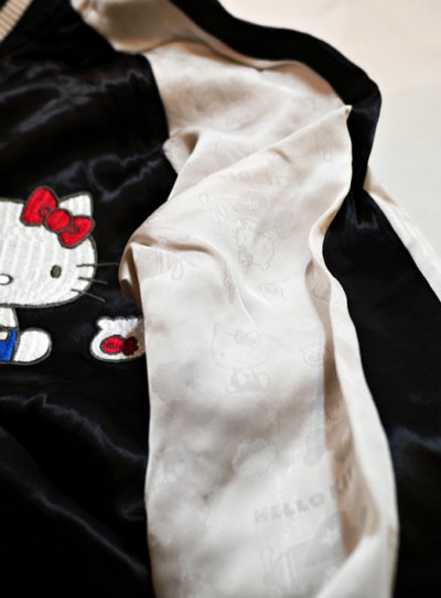 画像2: TEN-STRIKE /ハローキティ コラボ   ハローキティと日本地図  刺繍 スカジャン (袖ジャガード） HKSJ-506 BK×ホワイト