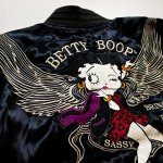 画像8: THE BRAVEMAN / BETTY BOOP コラボ  リバーシブルスカジャン  総刺繍  BBB-2506  ブラック / ブラック×パープル (8)