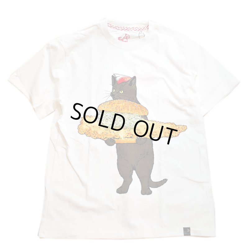 画像1: go slow caravan / ドムドムバーガーコラボ   びたびたバターフィッシュ猫Tシャツ  プリント (USAコットン）341962 ホワイト (1)