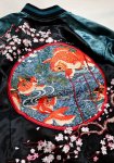画像3: 花旅楽団 [ 桜金魚鉢 ] 刺繍 リバーシブルスカジャン  ブラック×グリーン  SKJ-016 (3)