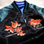 画像4: 花旅楽団 [ 桜金魚鉢 ] 刺繍 リバーシブルスカジャン  ブラック×グリーン  SKJ-016 (4)