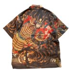 画像1: 絡繰魂 戦国 浮世絵アロハシャツ [ 加藤清正 ] プリント 252052 (1)