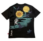 画像1: 参丸一 (サンマルイチ）[ ひまわりに乗って]　プリント 刺繍 Ｔシャツ SM-30619 ブラック (1)