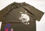 画像5: 参丸一 (サンマルイチ）[ 参丸一 縁故会 ]　プリント 刺繍 Ｔシャツ SM-30819 カーキ (5)