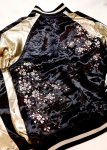 画像4: Japanesque （ジャパネスク） 桜 リバーシブル刺繍スカジャン  JSKJ-522  ブラック×ベージュ / ブルー×ベージュ (4)