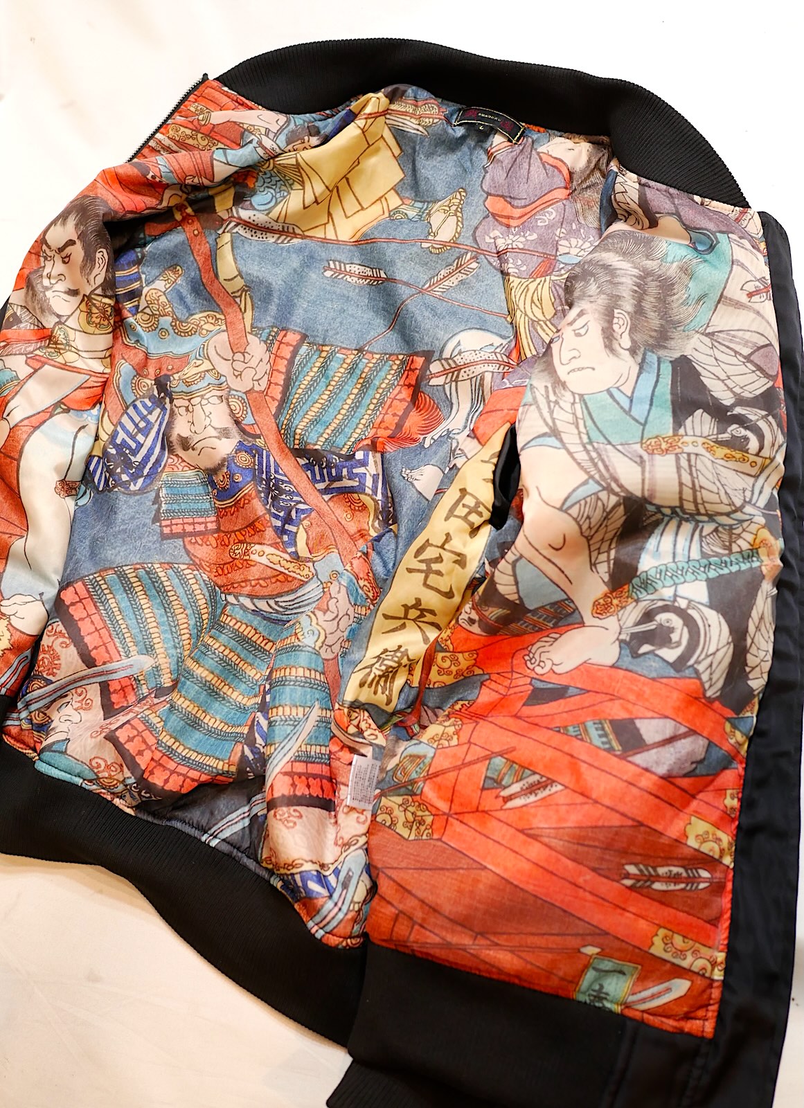 絡繰魂 戦国 [ 織田信長 ] 刺繍 MA-1 フライトジャケット253078