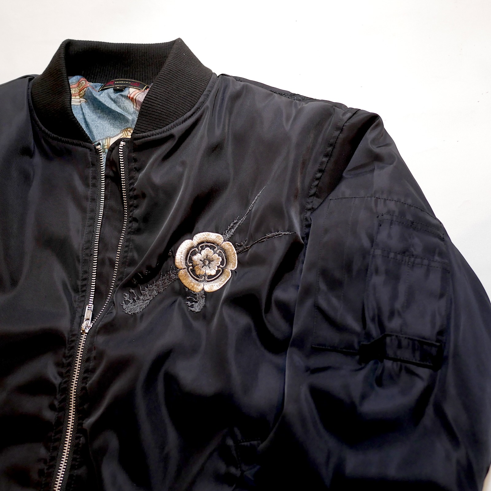 絡繰魂 戦国 [ 織田信長 ] 刺繍 MA-1 フライトジャケット253078