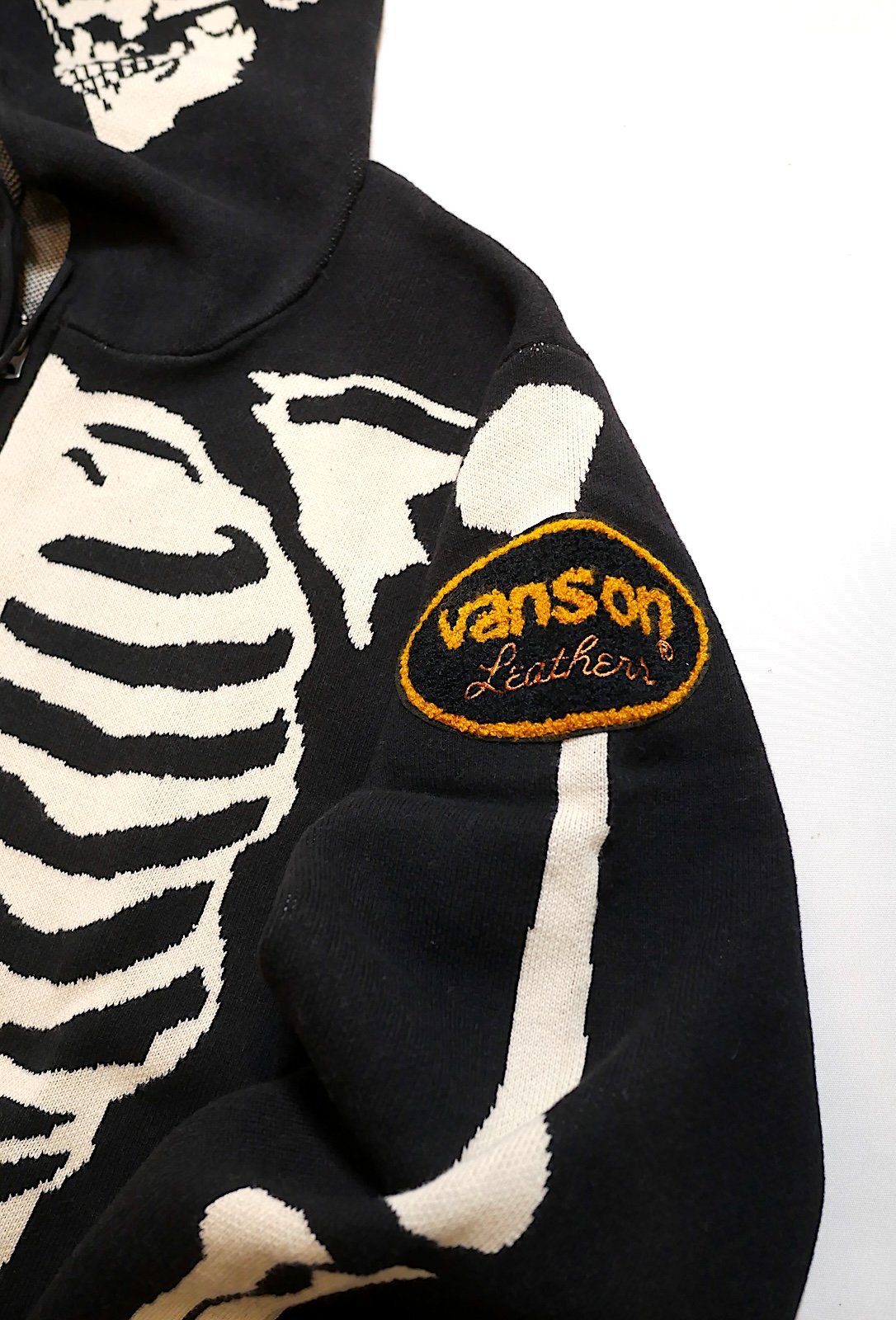 VANSON (バンソン） X-REY スカルボーンジャガード ニット